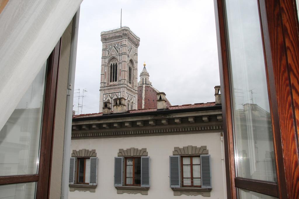 B&B Magnifico Messere Florencja Pokój zdjęcie